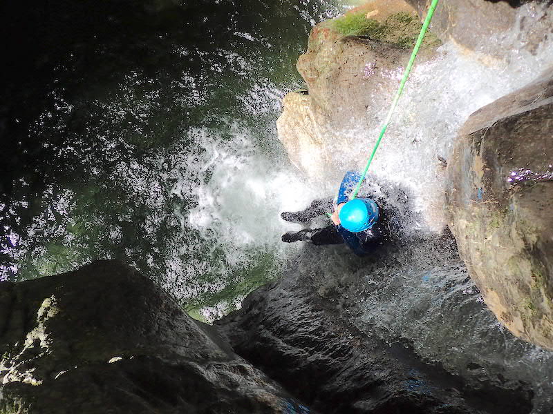 Sweat à Capuche Humour « Canyoning, Apéro, Sexe, Sieste » – Cadeau Fun Pour Passionnés De Canyoning Et De Bonne Humeur