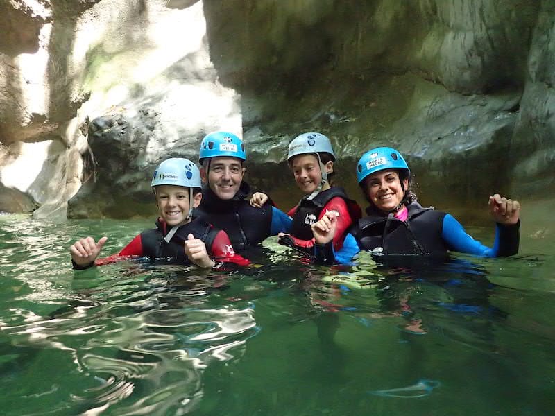 Canyoning en Famille - Nos conseils pour bien réussir votre première sortie