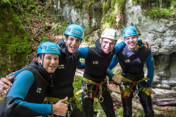 evg-annecy-canyoning-apero