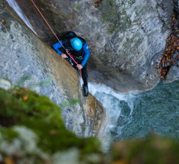 Stage canyoning Annecy niveau 1 et 2