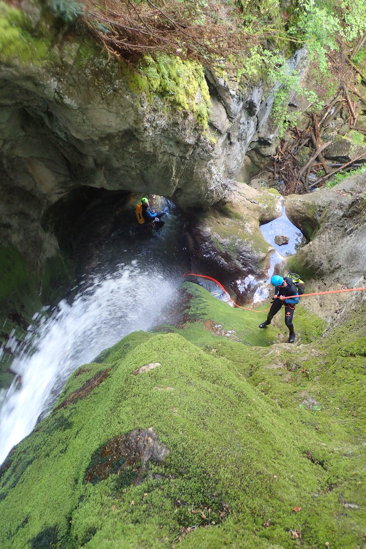 Stage canyoning Annecy niveau 1