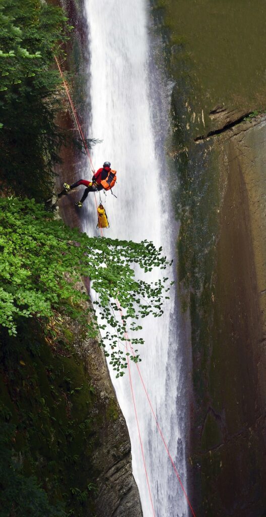 Randonnée cascade angon