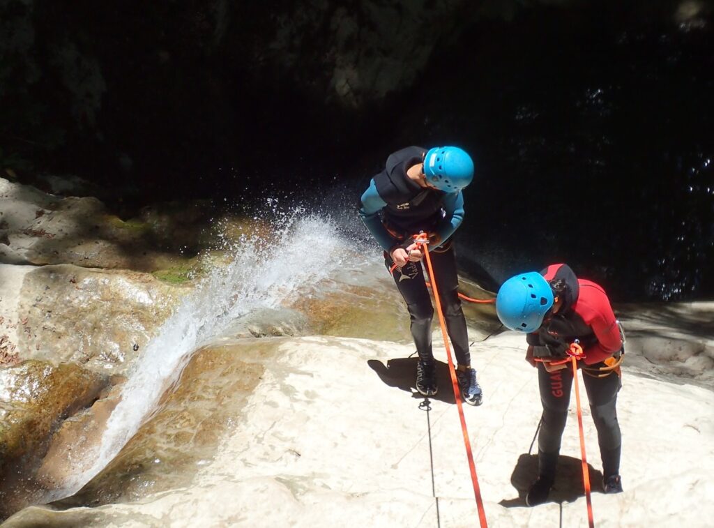 Stage ou cycle canyoning ados